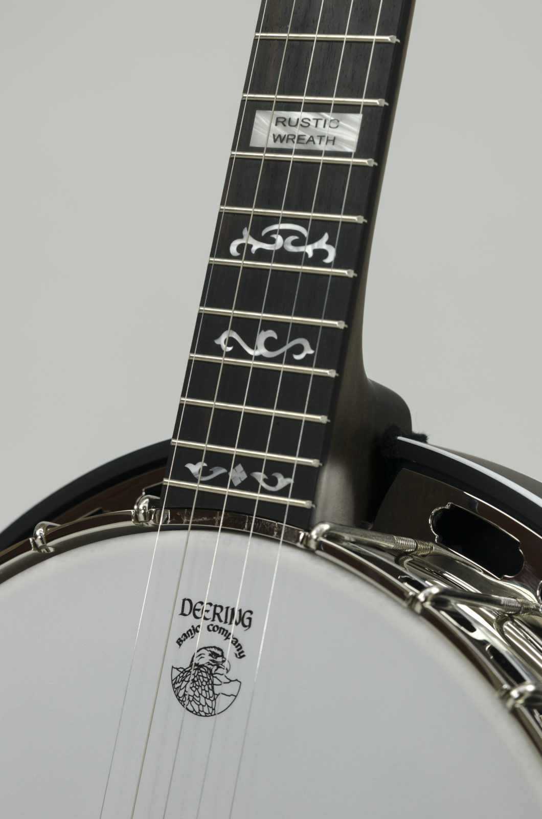 Deering Rustic Wreath - Banjo.com