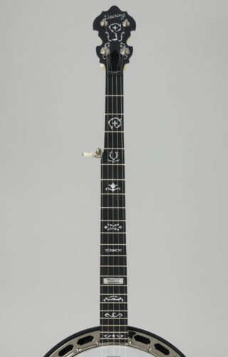 deering rustic wreath banjo