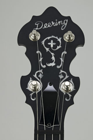 deering rustic wreath banjo